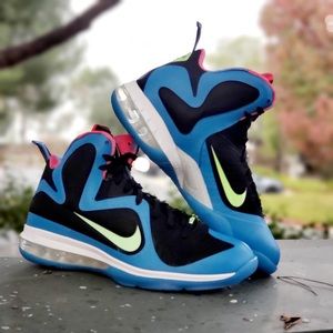 New Nike Lebron 9 South Coast Sz- 13
